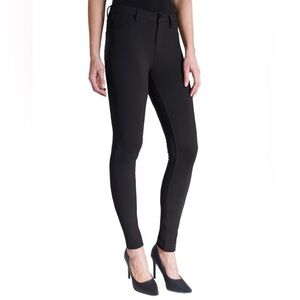 Liverpool•Black Stretch Skinny Pant